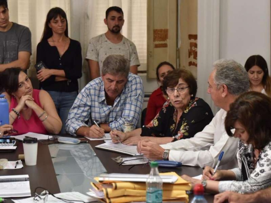Crespo: ”No hay excusas para la subejecución en el gasto social y la salud en La Plata”