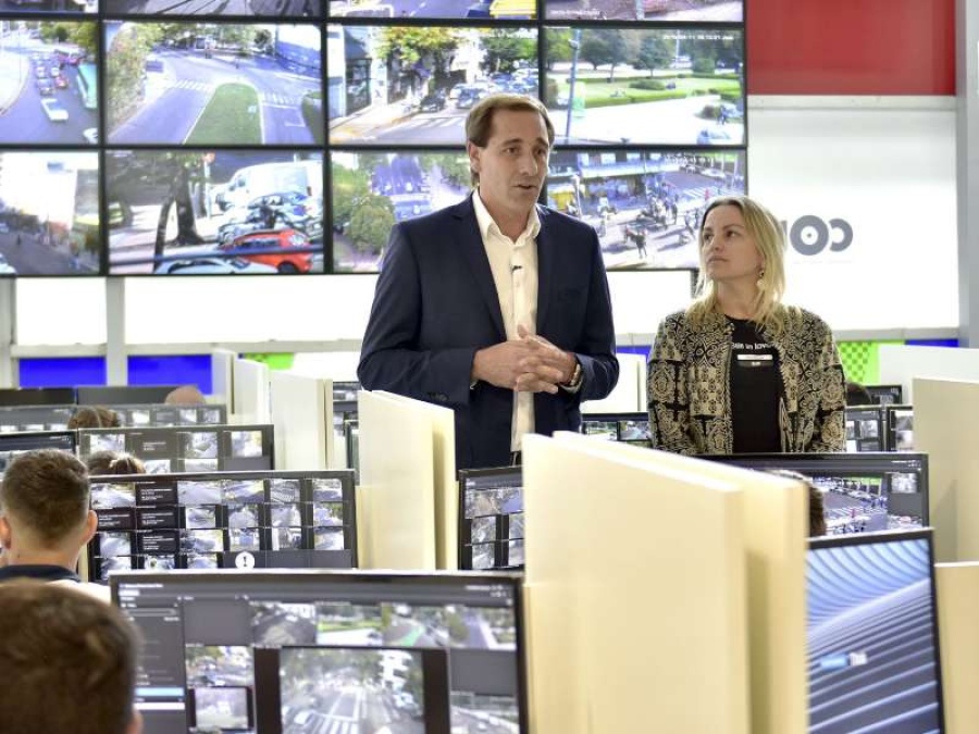 ”Los platenses pasamos de tener cámaras en blanco y negro a una red con tecnología HD”