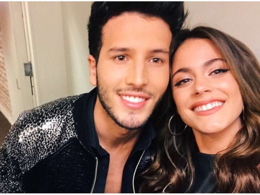 Sebastián Yatra mostró otro beso con Tini Stoessel