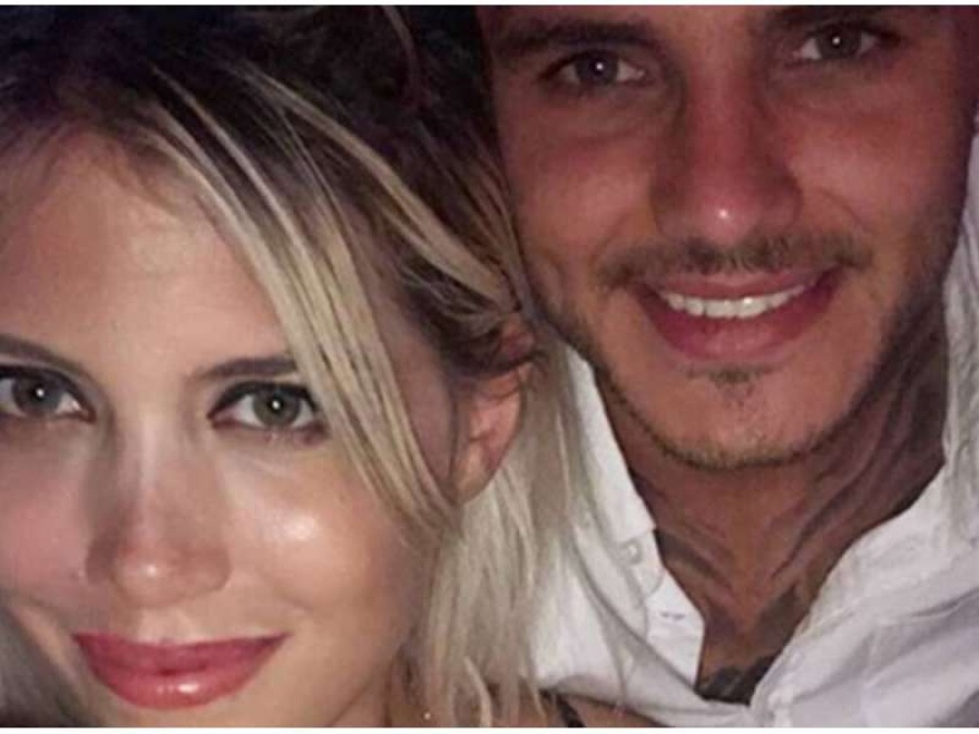 Wanda Nara hizo topless sobre la panza de Icardi 