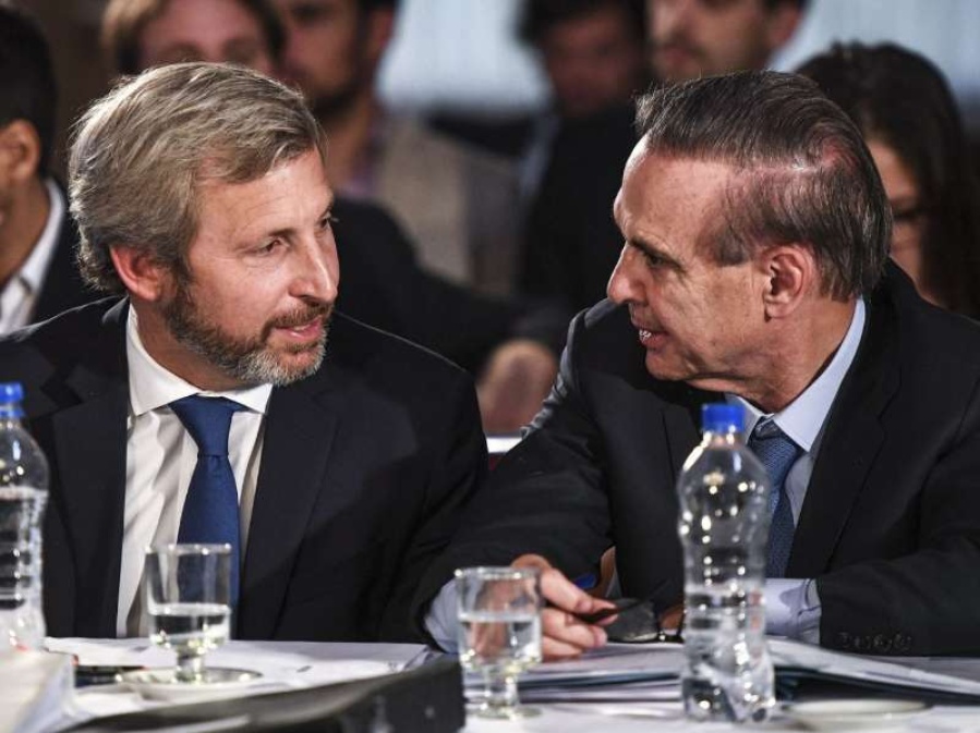 Reforma laboral y pagar la deuda: el compromiso para tranquilizar a Wall Street