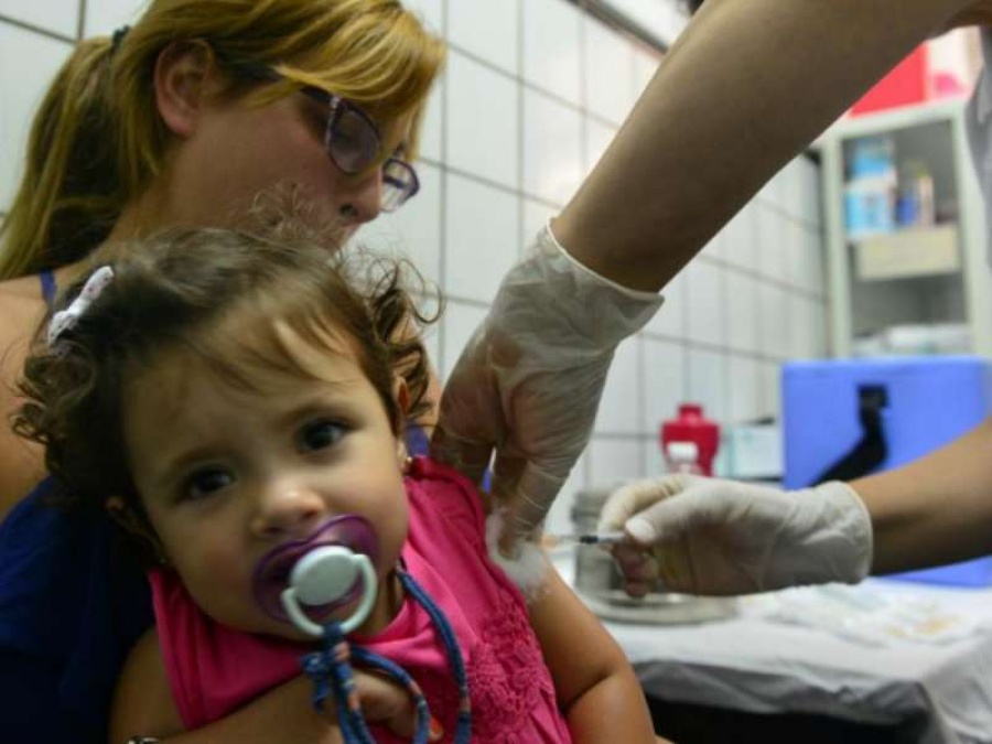Salitas olvidadas: denuncian que no hay tubos de oxígeno ni nebulizadores en la periferia de La Plata