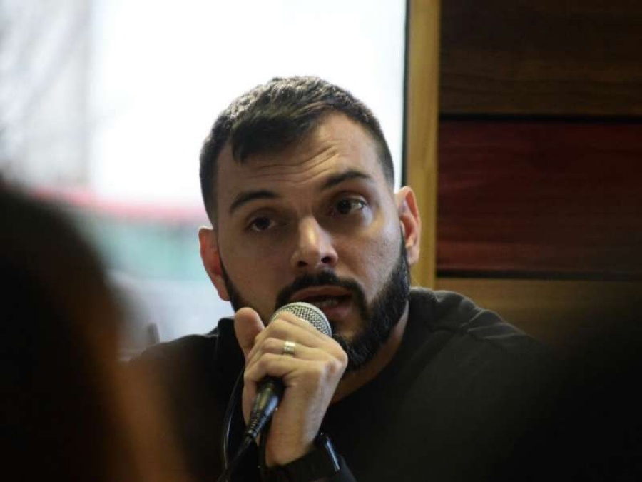 El economista ”tapado” que podría salvar a Cristina y Macri simultáneamente