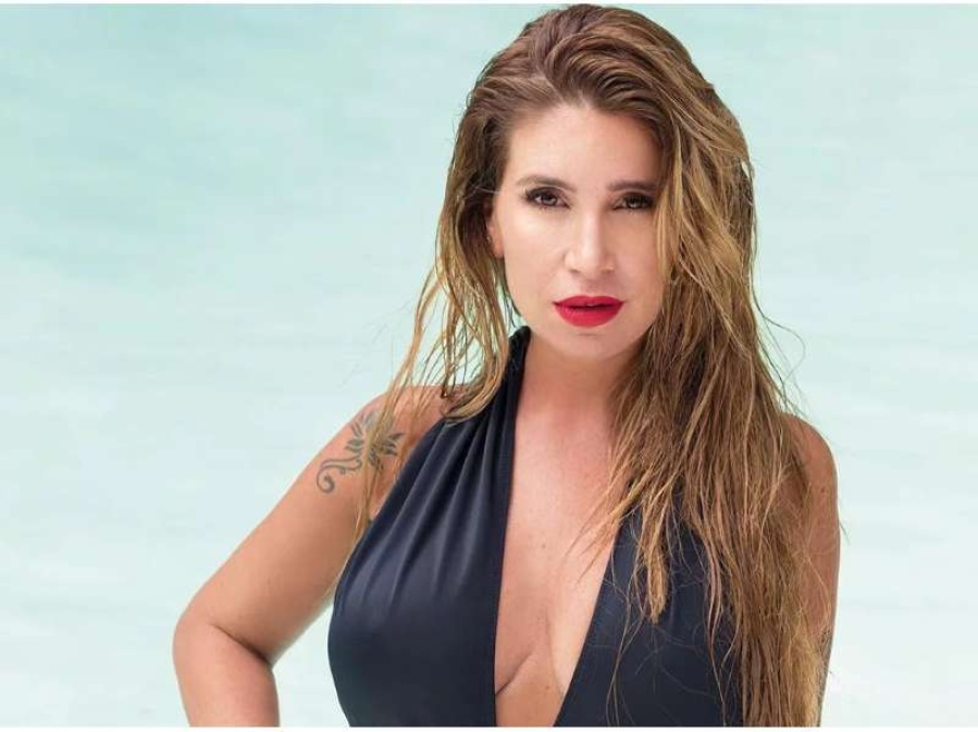 Flor Peña tuvo un ”domingo hot”