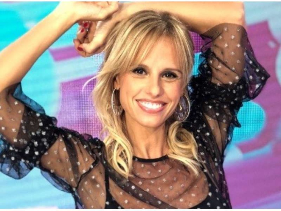 Mariana Fabbiani se mostró sin nada de maquillaje