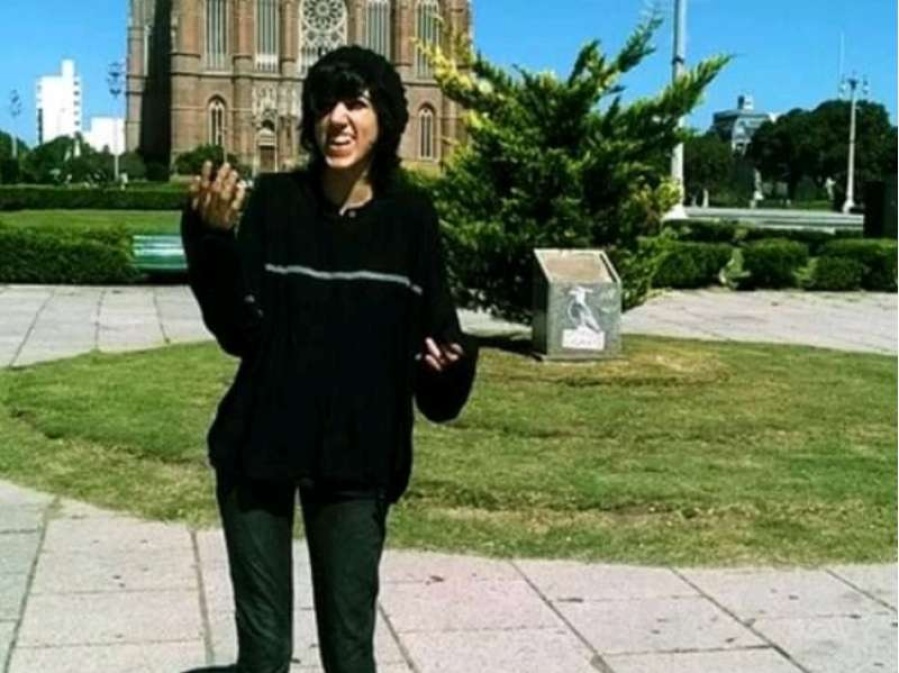 Buscan a una joven de La Plata que podría haber escapado a otro país
