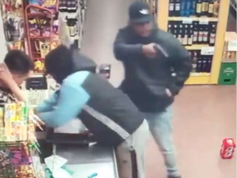 Terrible robo en un supermercado de Ringuelet en pocos segundos