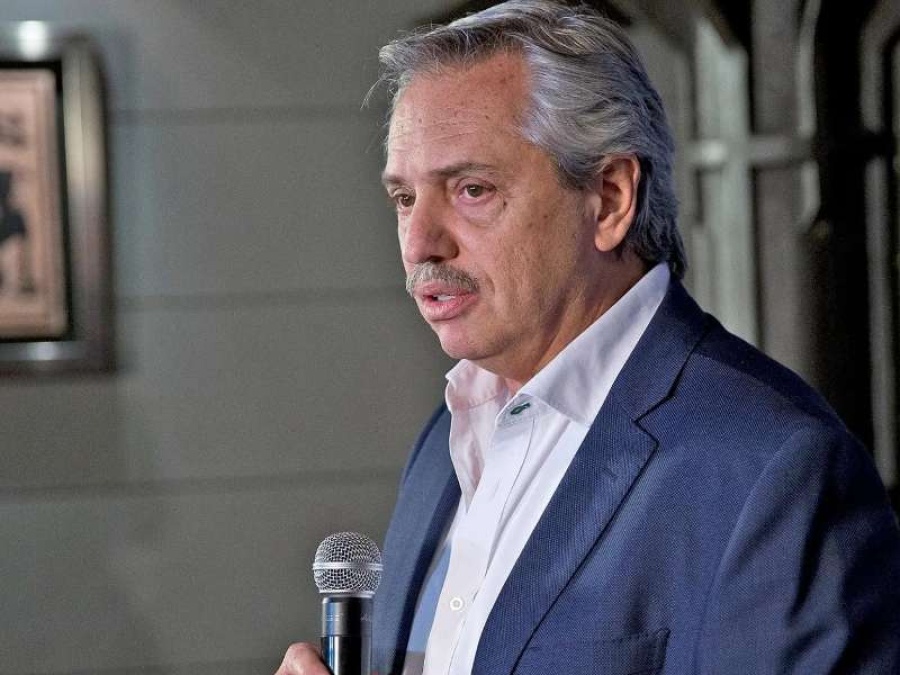 Alberto Fernández continuará internado debido a una inflamación pulmonar