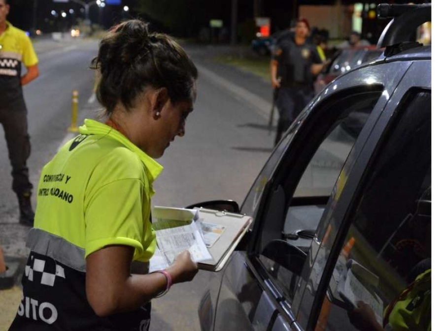 Infractores de tránsito de La Plata también tendrían que cumplir trabajos comunitarios