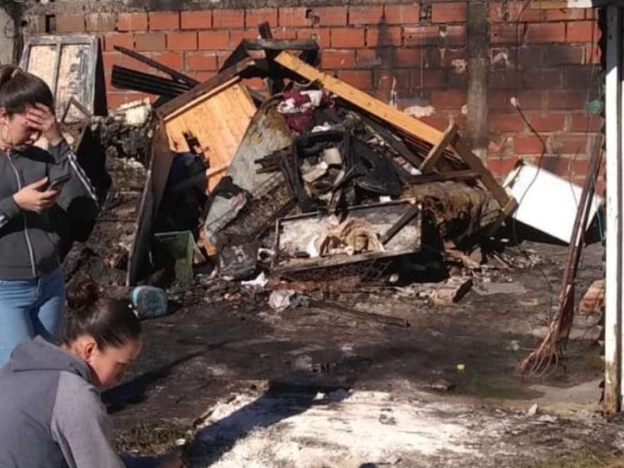 Un hombre de City Bell pide ”al menos una bolsa de clavos” para comenzar de nuevo