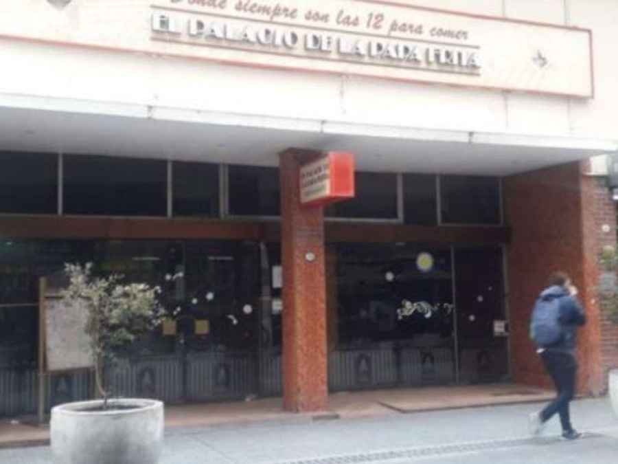 Cerró el emblemático restaurante ”El Palacio de la Papa Frita”