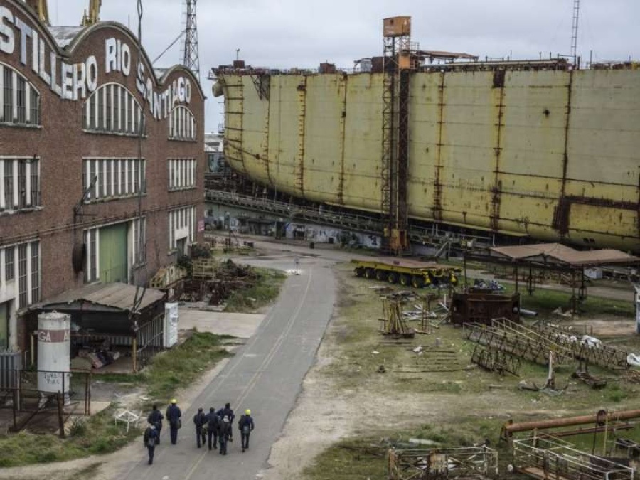 Un trabajador del Astillero Río Santiago sufrió múltiples quemaduras por una fuga de gas