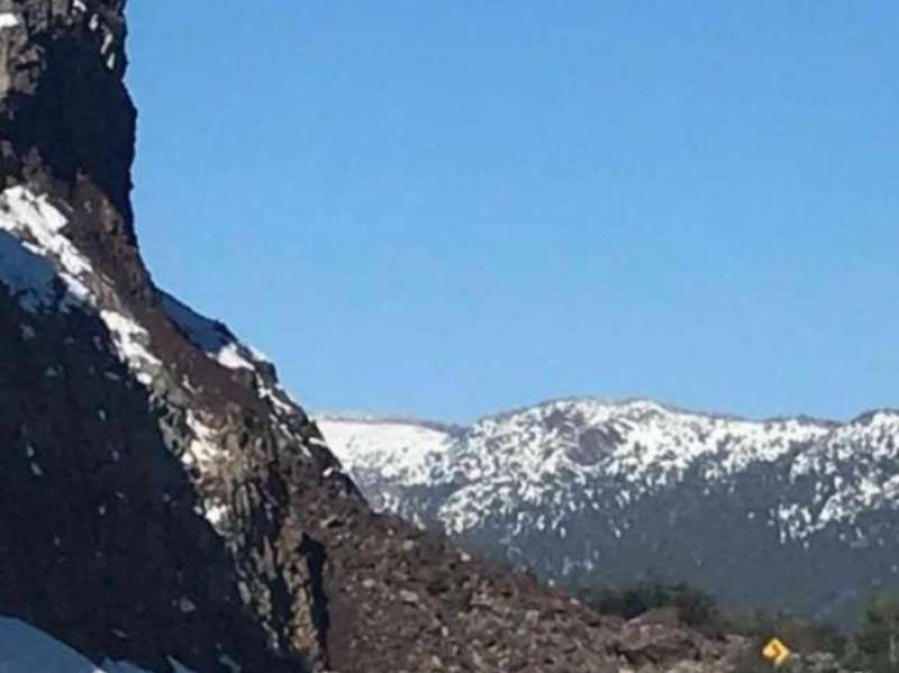 Impresionante derrumbe en montaña de la Ruta 40