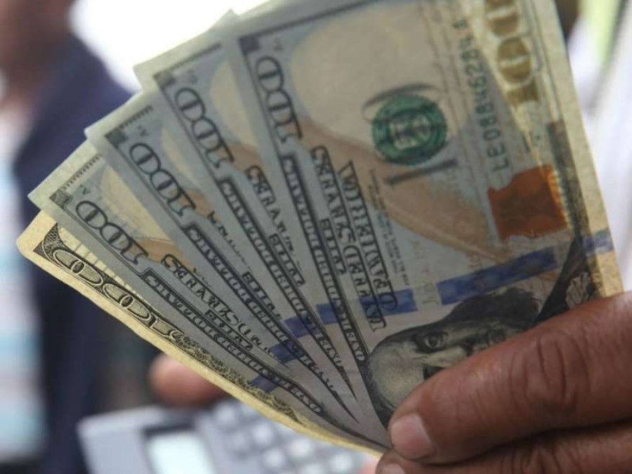 El dólar avanza 20 centavos en la última rueda antes de las PASO
