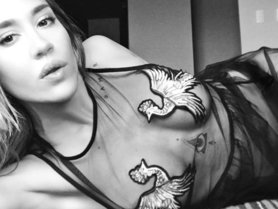 Así de hot arrancó el día Jimena Barón