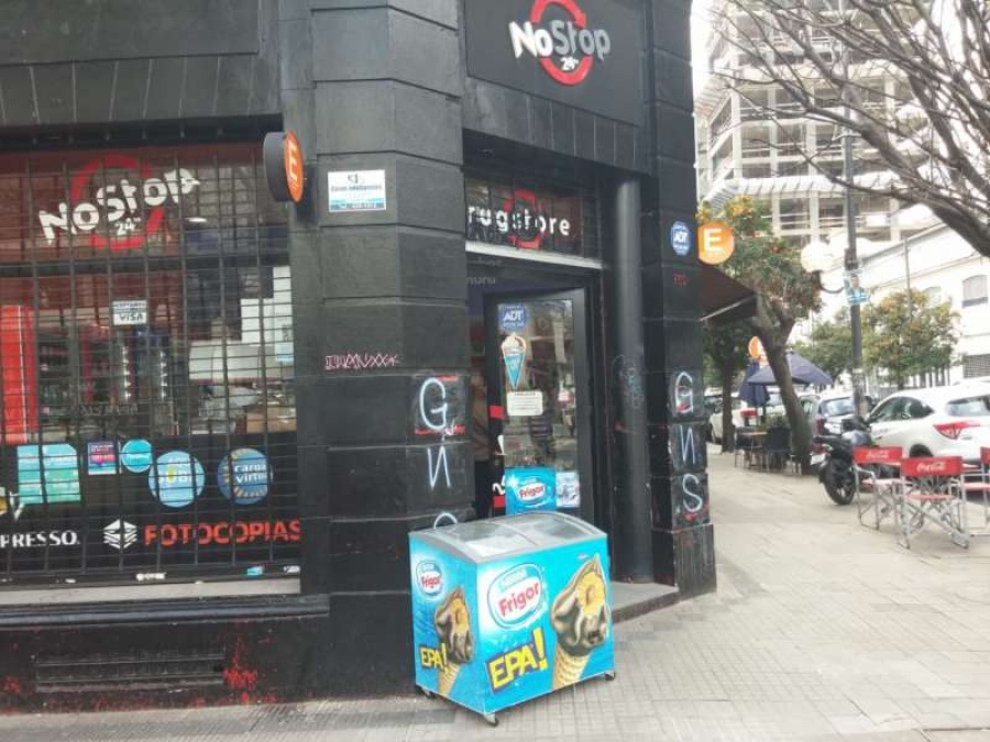 Otro robo más y van en el kiosco de 14 y 47