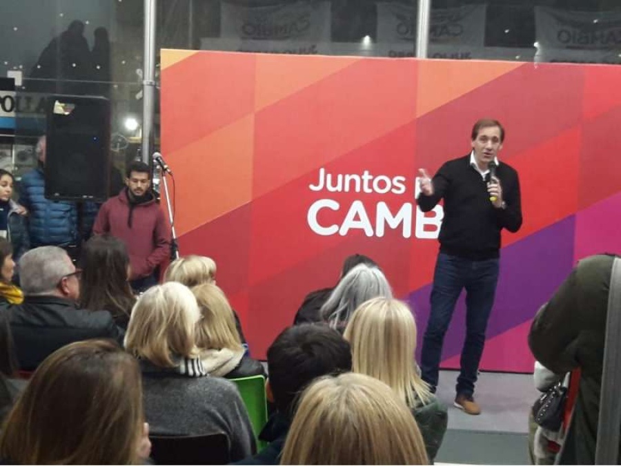 Garro: ”El compromiso que teníamos con el reservorio de 72 y 137 hoy es una realidad, y vamos a seguir por ese camino”