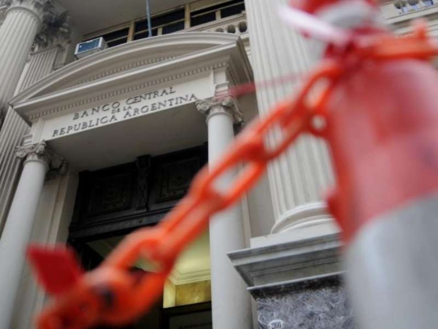 Las reservas cayeron u$s 1934 millones en un día y más de u$s 13.000 millones en agosto