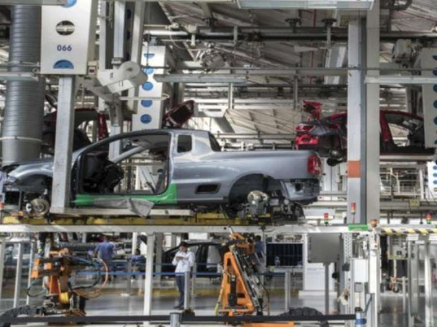 Argentina y Brasil postergaron por 10 años el libre comercio automotor para salvar al sector
