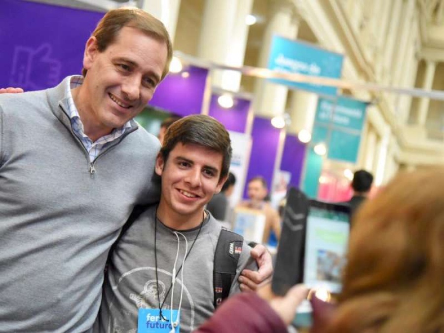 Garro afirmó que están trabajando en microcréditos de hasta 100 mil pesos para fomentar el empleo joven