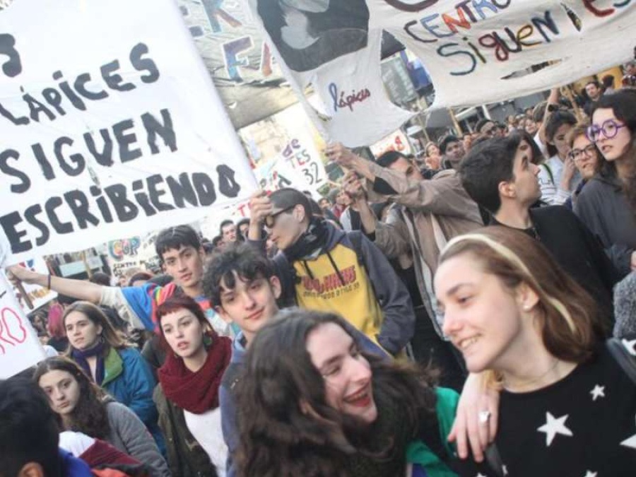La Plata recordó a los jóvenes detenidos, torturados y desaparecidos durante la fatídica ”Noche de los lápices”