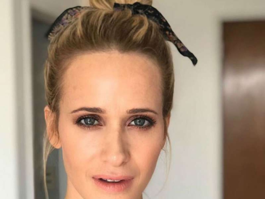 Las poses ”hot” de Julieta Prandi en Brasil