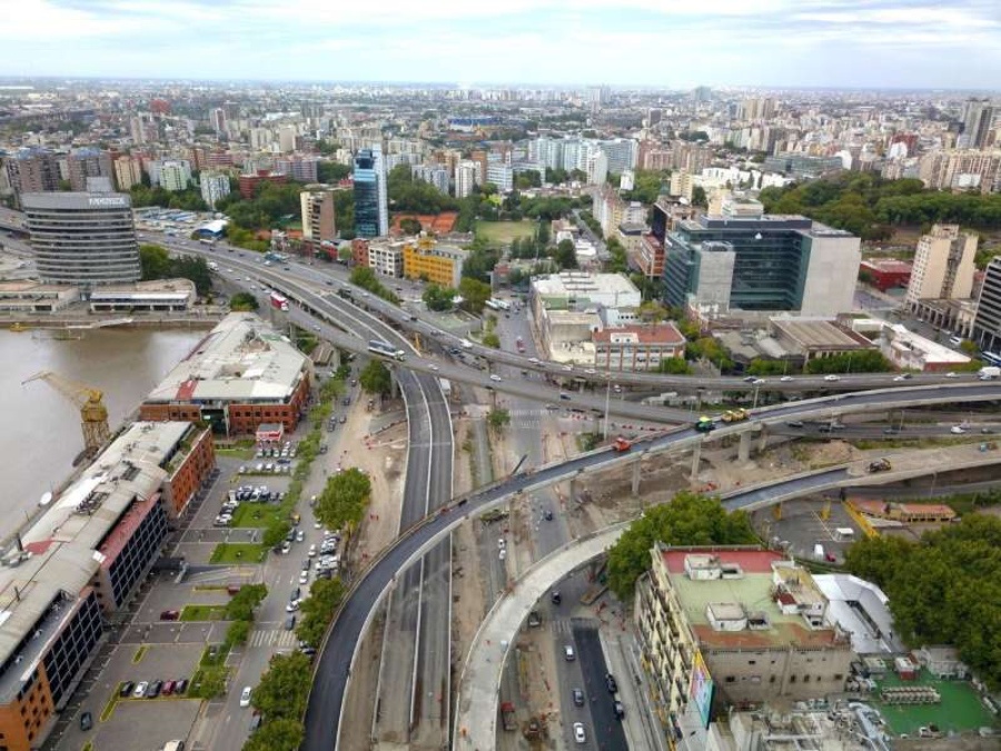Un hombre deberá pagarle 47.000 pesos a una empresa por chocar en la autopista 25 de Mayo