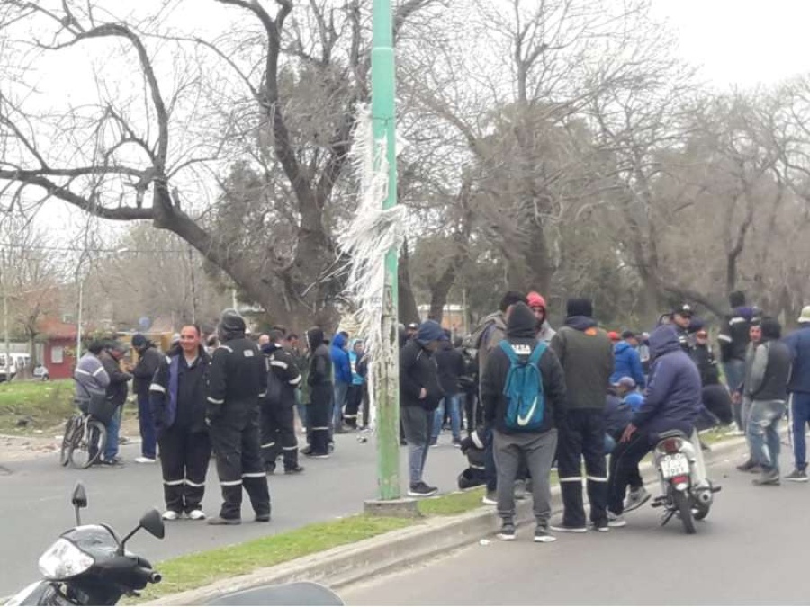 Trabajadores de AESA denunciaron represión y amenazas por parte de la intervención de la UOCRA