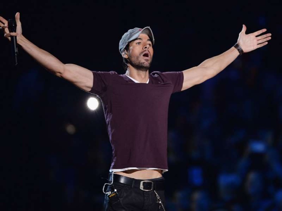 Papá baboso: así baila Enrique Iglesias con su hijita Lucy