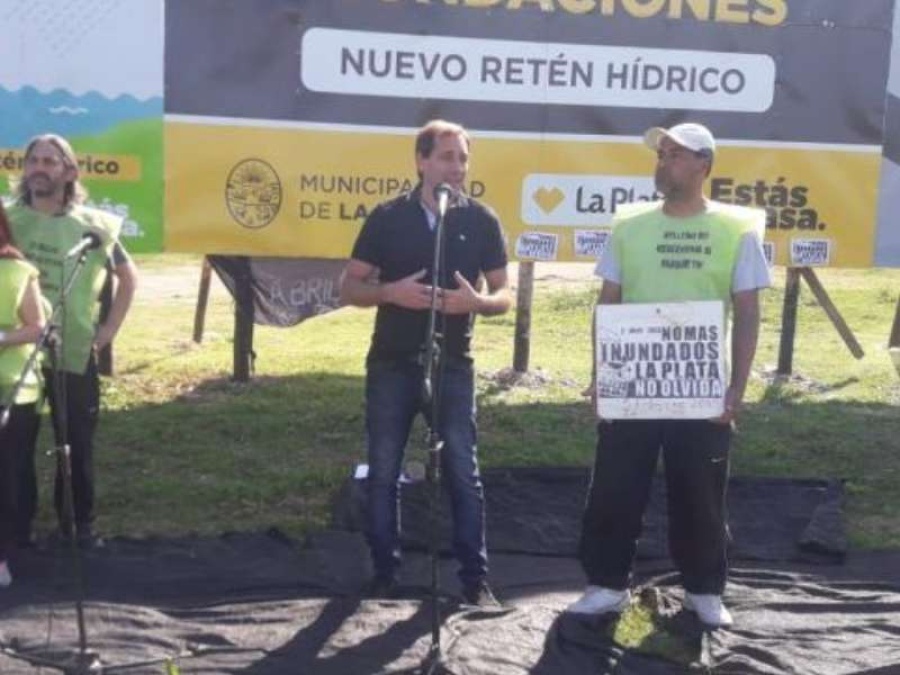 Garro presente en el Parque Recreativo que funcionará como reservorio en Los Hornos