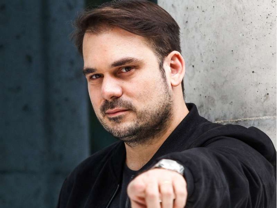 Bambi lanzó ”Canción para septiembre”