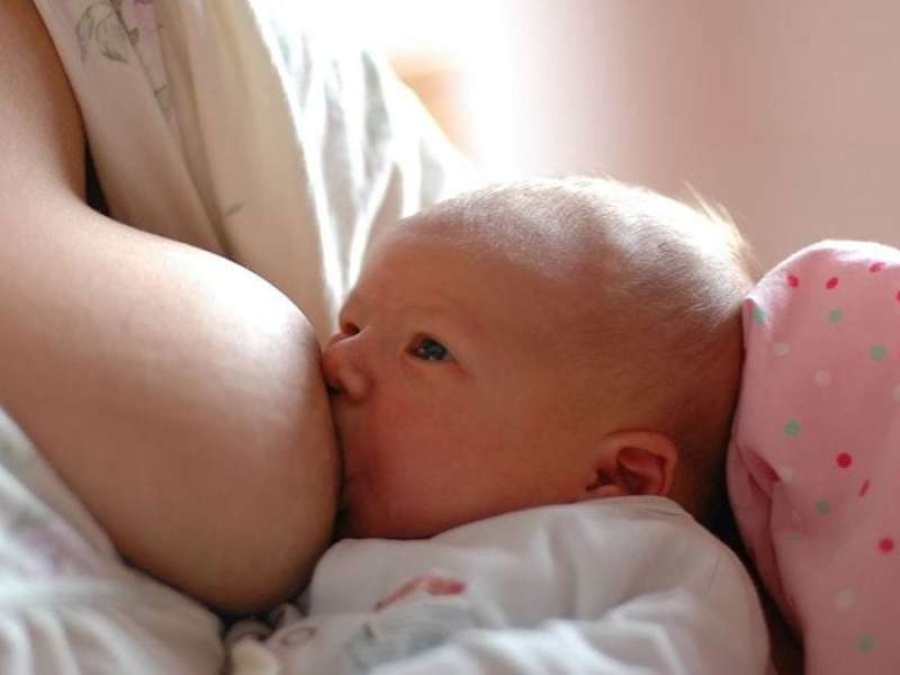 ¿Sabías que el sabor de la leche materna cambia según lo que comés? 