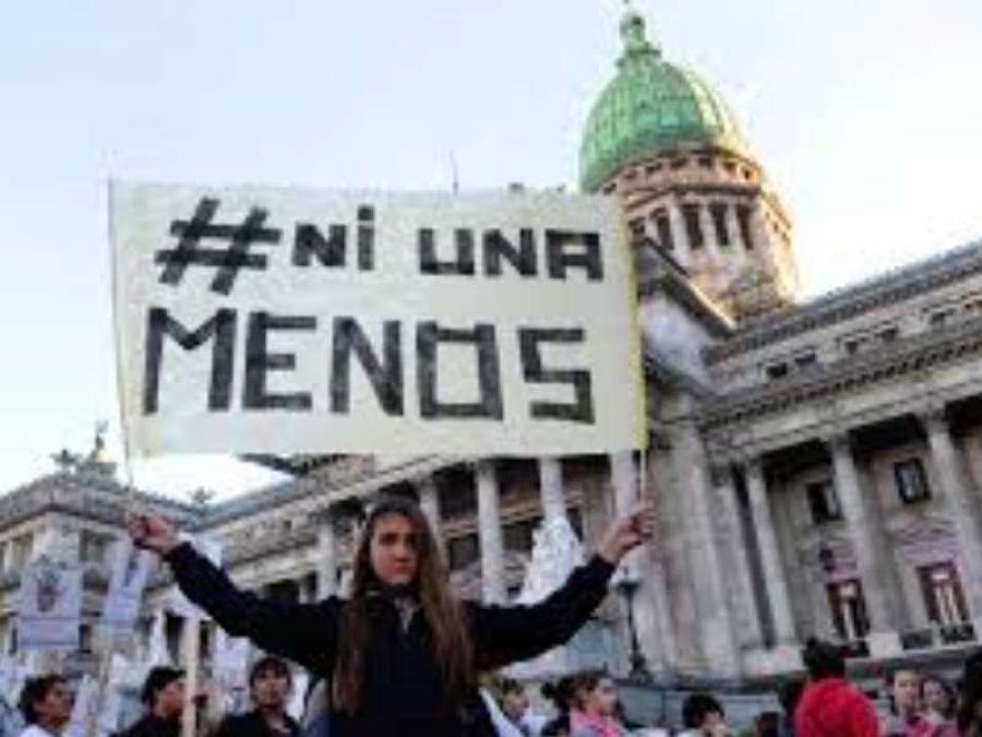 Las farmacias lanzaron la campaña ”Barbijo rojo” para ayudar a denunciar violencia de género durante la cuarentena