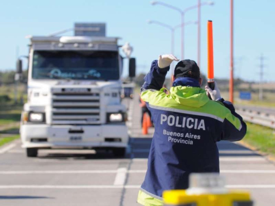 Mar del Plata: detuvieron un policía acusado de cobrar coimas para no hacer controles en cuarentena