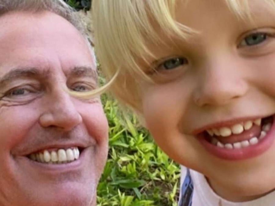 El dulce video de ”Mirko” tentado mientras almuerza... ¡tremendo!