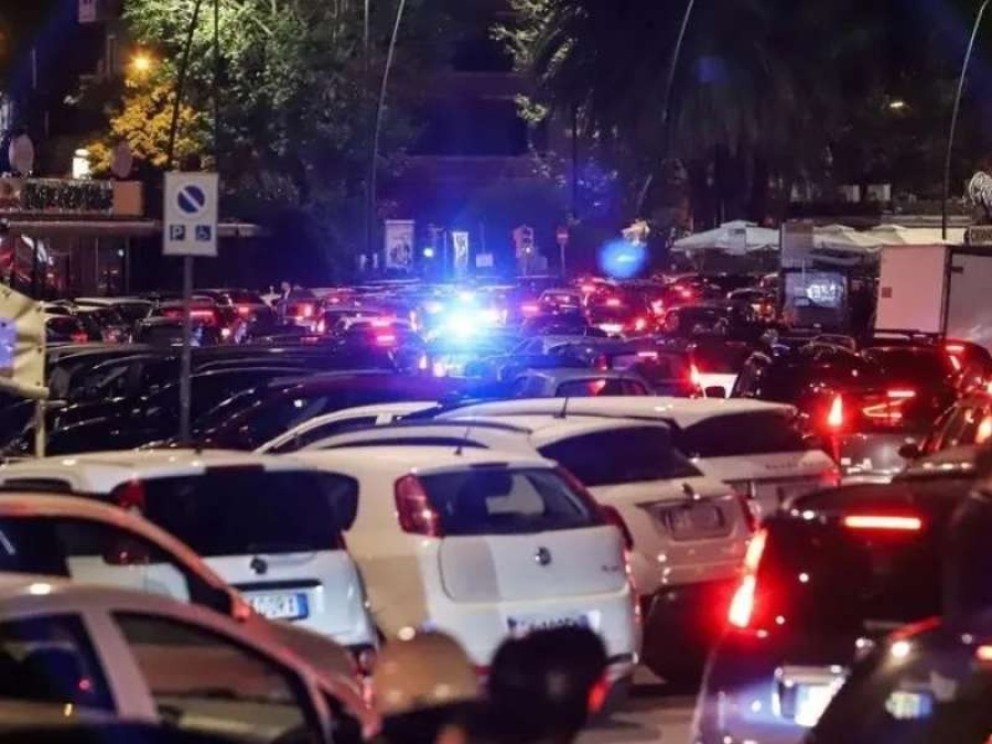 Italia: decenas de jóvenes hicieron ”fiestas” en las calles