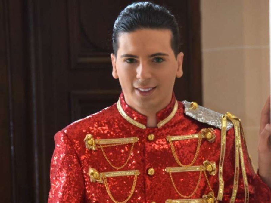 Entrevistamos en exclusiva a Radhu, el cantante rumano que adora a Gilda 