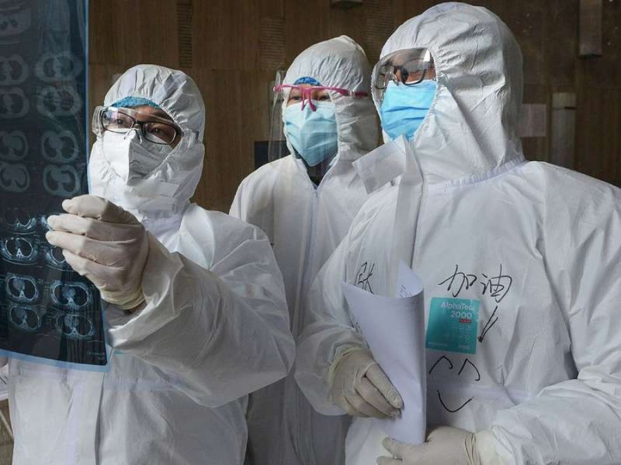 La OMS asegura que la ”ola de contagios” se está acelerando