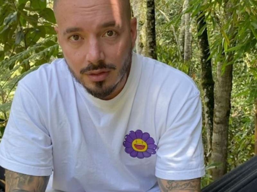 J Balvin: ”El coronavirus casi me mata, la pasé muy mal”