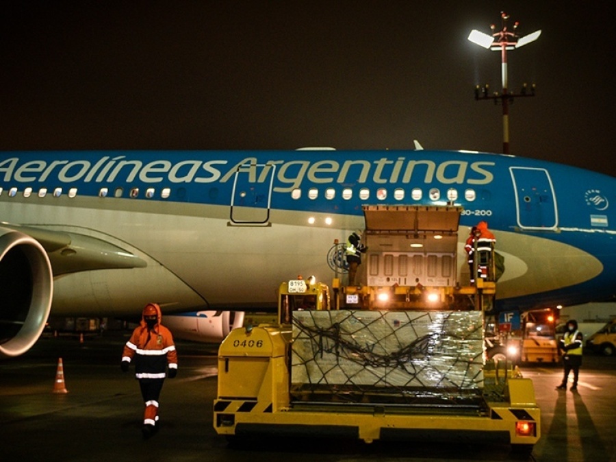 Llegó al país el duodécimo vuelo desde Rusia con más de 800 mil dosis de la vacuna Sputnik V