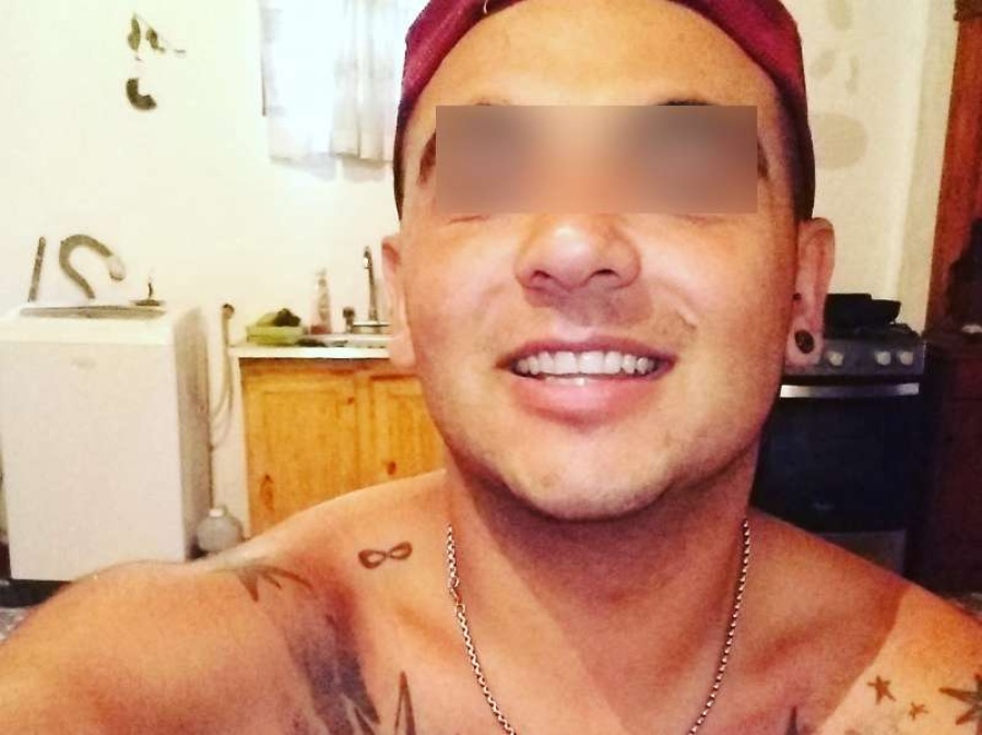 Sacudió sus partes íntimas a niños en La Plata y lo escracharon: ”Había mucha gente y todos gritamos”