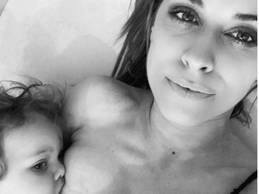 Mariana Brey: ”La teta cuando ella quiera, donde quiera”