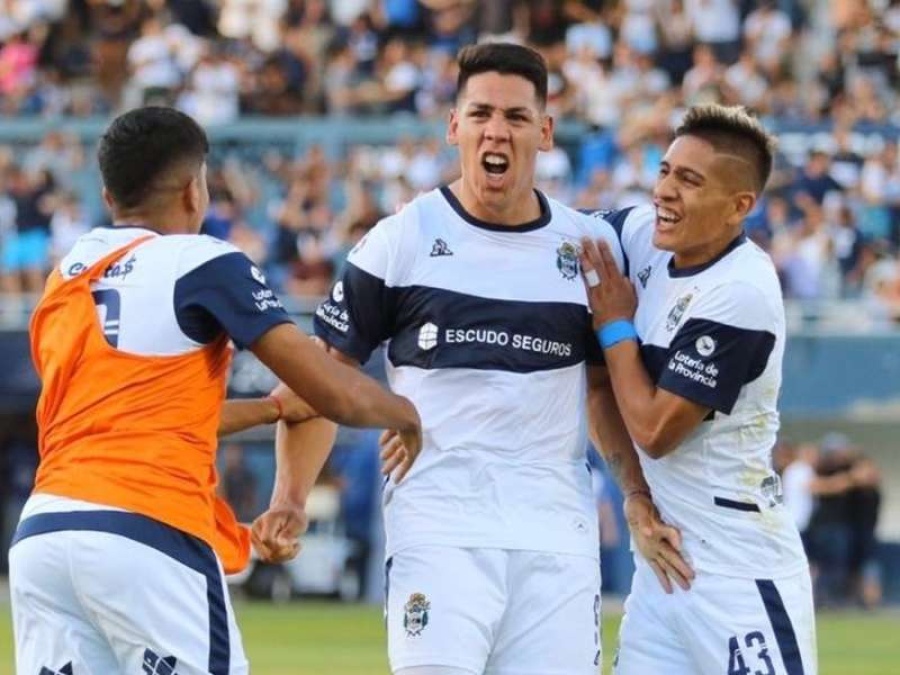 Gimnasia confirmó un nuevo caso de coronavirus en el plantel