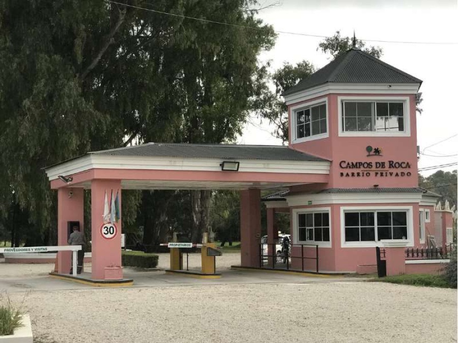 Maradona deberá presentarse ante la justicia 