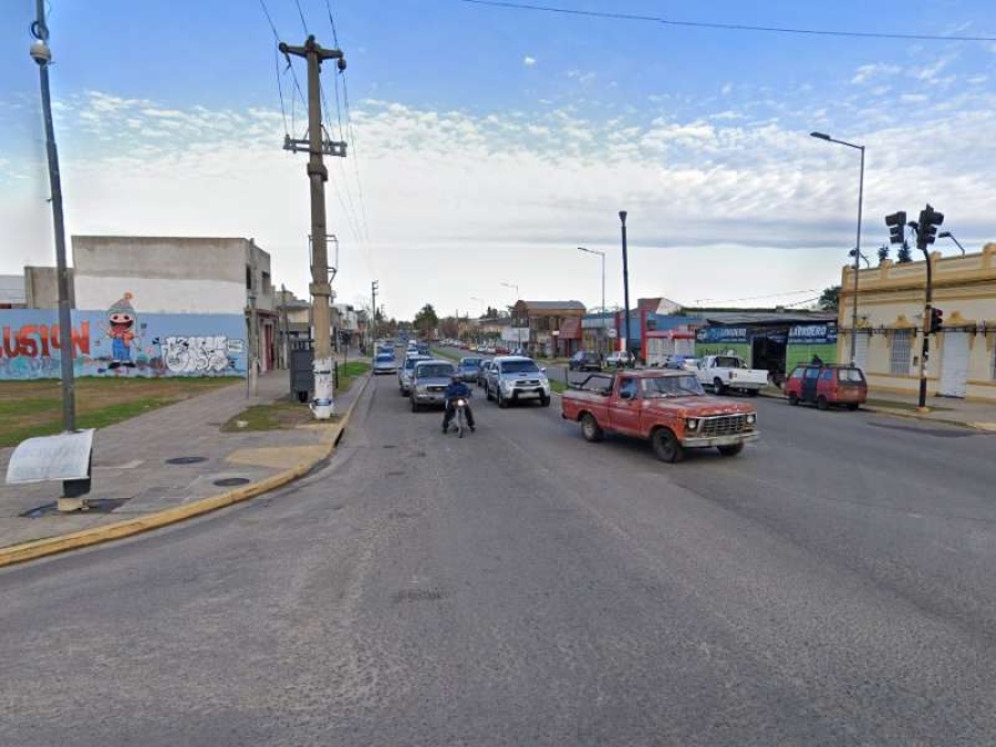 Apuñalaron a un joven en La Plata tras una brutal pelea en 32 y 137