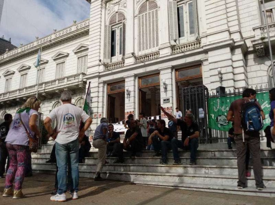 Judiciales bonaerenses suspendieron el paro y la Provincia realizará una nueva oferta este viernes