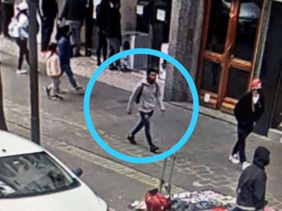 Compraba mercadería con dinero falso en locales del centro de La Plata y lo detuvieron