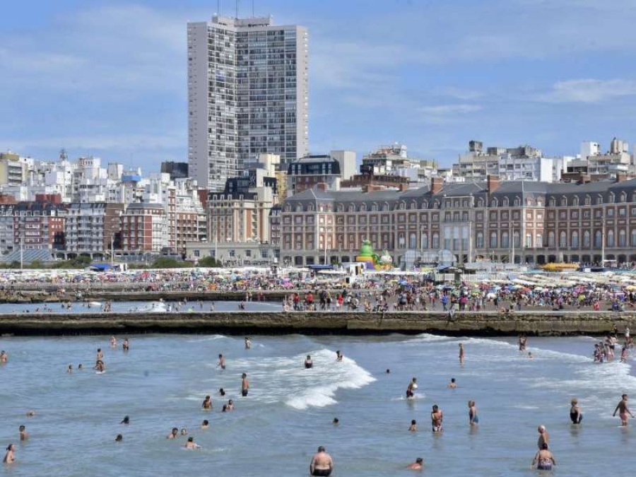 Kicillof sobre la temporada de verano: ”Vamos a estar preparados; hay dispositivos de traslados y de alerta temprana”