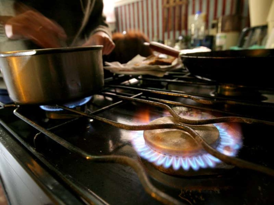 El Gobierno confirmó cuándo se descongelarán las tarifas de luz y gas