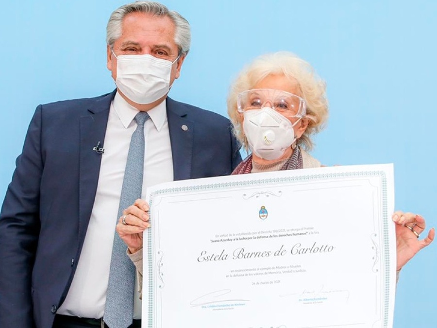 Homenaje a Madres, Abuelas y familiares de desaparecidos: ”Este es el reconocimiento de una sociedad que tiene memoria”